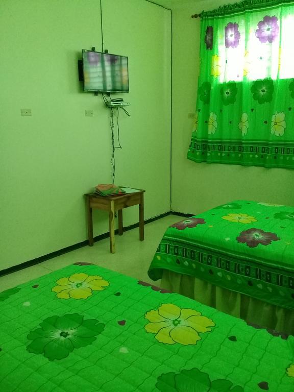 Hostel Quintonido คาราวากวา ภายนอก รูปภาพ