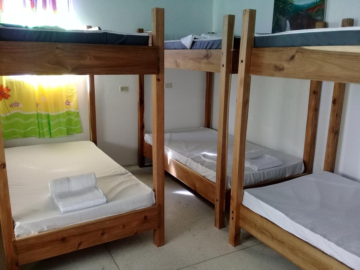 Hostel Quintonido คาราวากวา ภายนอก รูปภาพ