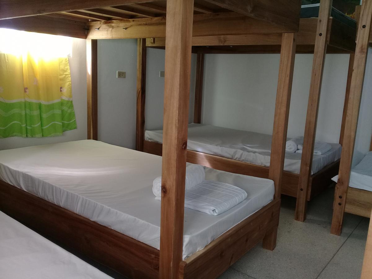 Hostel Quintonido คาราวากวา ภายนอก รูปภาพ